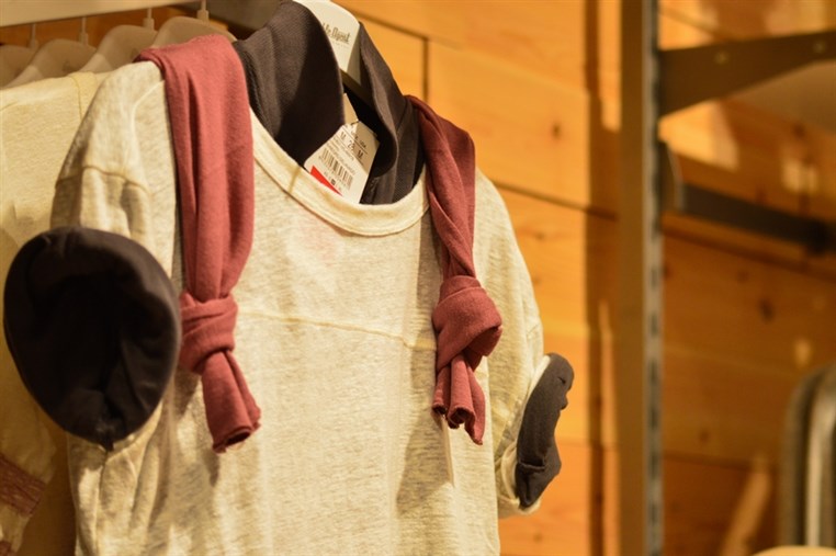 Shana Shop Opening